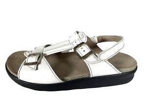 San Antonio Shoes SAS White Leather Captiva T Strap Sandals Silver Buckle Sz 9M