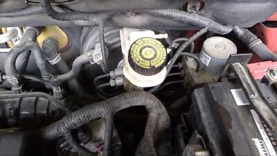 Cilindro maestro de freno usado se adapta a: Buick Encore 2014 grado A Foto 1 de 4