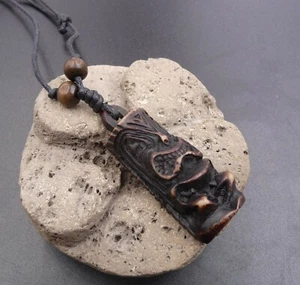 Collier mixte homme / femme avec pendentif Tiki - bijou maori Hawai Tahiti - Foto 1 di 5