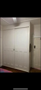 built in wardrobe - Picture 1 of 3