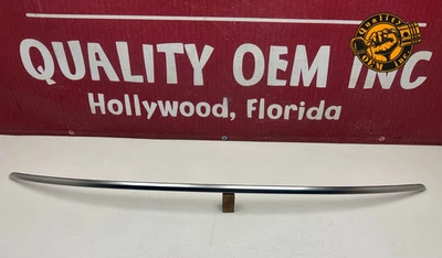 2021 - 2024 年奥迪 Q5 SQ5 后尾挡板盖铬模塑装饰原始设备制造商 39k — 第 1/4 张图片