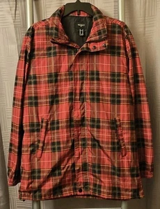 Forever 21 Men's Red Plaid Tartan Rain Jacket Size Medium Roll Away Hood - Picture 1 of 13
