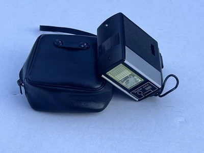 Vivitar Auto 252 Vintage Camera Flash Unit - Rare Vintage Collectible. - image 1 of 4