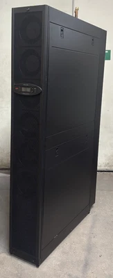 APC ACRD201 Inrow RD Rack Fluid Cooled Chiller 220-240V 50HZ 42U - Image 1 of 4