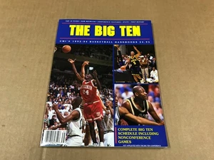 VTG University Of Michigan - Big Ten Basketball Handbook 1993-1994 - Picture 1 of 5
