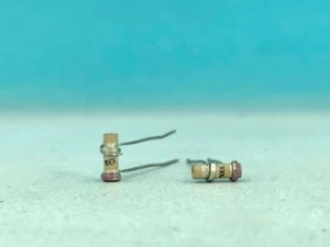 2 x 100pF (0.1nF)  500V   Tubular  Capacitors - Picture 1 of 1