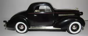 1:18 Signature Models 1936 Pontiac Deluxe diecast car - Picture 1 of 4