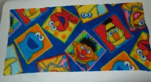 Sesamstraße Stoffstücke Flanell und Plüschtier - Bild 1 von 3