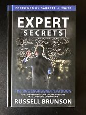 Expert Secrets: The Underground Playbook for Converting Your Online Visitors HB