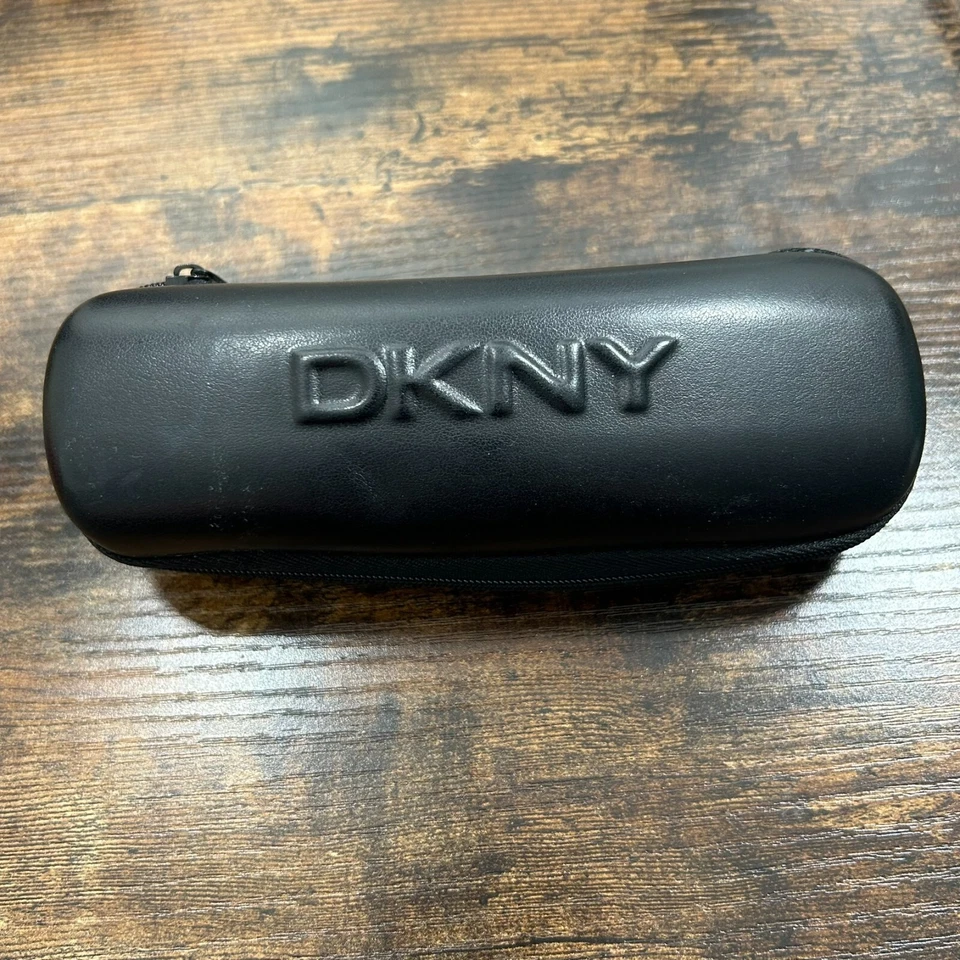 Estuche de vidrio para ojos DKNY negro con cremallera estuche semi-duro -416 Foto 1 de 4