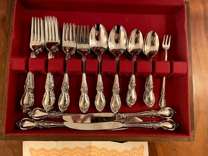 61 Stck. WALLACE Brüder SILBERTELLER Besteck Suppenlöffel SHARON AMAZING ONEIDA - Bild 1 von 14