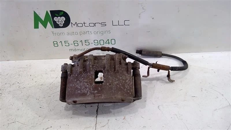 Pinza de disco de freno delantera izquierda Cadillac STS 2006-2009 OEM 18044096 Foto 1 de 4