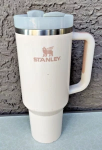 Stanley Tumbler Pink Rose Quartz The Quencher H2.0 Flowstate 40 oz. - Picture 1 of 10