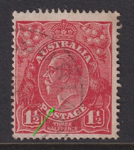 AUSTRALIA 1926: 1½d red Die 1 KGV VARIETY scratch beard/frame B&W 89(23)u - Picture 1 of 1