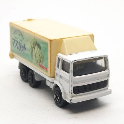 Majorette Renault J Container Truck  Muscal Candy White 1/100 3" Pre-Owned 001 - Image 1 of 4