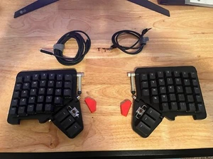 ZSA Moonlander Mark I Ergonomic Mechanical Keyboard - Cherry MX Brown - READ - Afbeelding 1 van 7