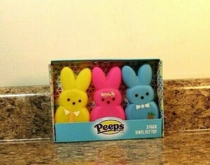 Paquete de 3 juguetes de vinilo para mascotas Peeps chirriante NUEVO - Imagen 1 de 3