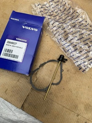 Genuine Volvo V70, XC70 (04-) Rear Washer Jet / Nozzle Non Return Valve 30649037 - Image 1 of 3