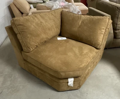 Sofá seccional Pottery Barn Pearce WEDGE peça de canto NUTMEG DAILY SUEDE - Imagem 1 de 2