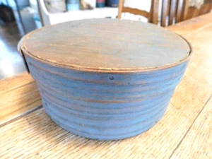 Primitive alte Vintage Speisekammer Box - quadratische Nägel & blaue Farbe - 6 1/2 Zoll quer 3 Zoll hoch - Bild 1 von 10