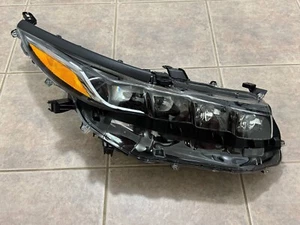 Clean 2017-2022 OEM Toyota Prius PRIME RIGHT Headlight LED Projector 81145-47801 - Picture 1 of 15