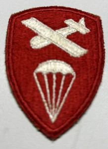US Army World War II Airborne Command Shoulder Patch - Picture 1 of 6