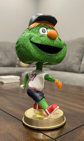 Wally the Green Monster Boston Red Sox Bobblehead BigHead 71/72 World Series 10” Cover