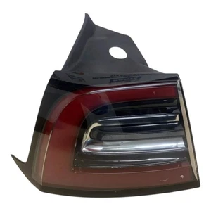 4PIN LED TailLight Outer Rear Left Driver Side For 2021-2024 Tesla Model 3/Y  - Bild 1 von 5
