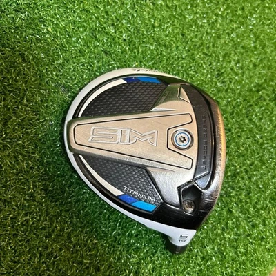 TaylorMade SIM 19°F Fairway Wood Titanium Carbon Fiber Head Right Hand - Image 1 of 4