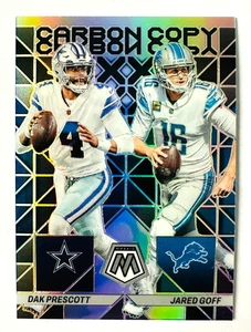 Inserto copia carbonio 2023 Panini Mosaic Dak Prescott, Jared Goff ARGENTO Prizm Card - Foto 1 di 3