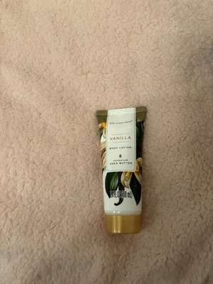 Body Lotion Moisturizer - Image 1 of 2