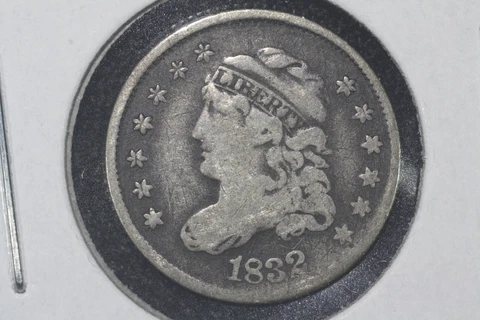 1832 Capped Bust Half Dime, Choice Very Good Cover