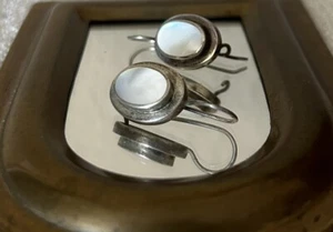 Vintage Sterling Silver Mother of Pearl MOP Dangle Hook Earrings .925 - Picture 1 of 5