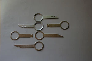 Porsche Audi VW Mercedes Headunit Radio Removal Key Tool (3 Pair) (Ref# 86-9001) - Picture 1 of 2