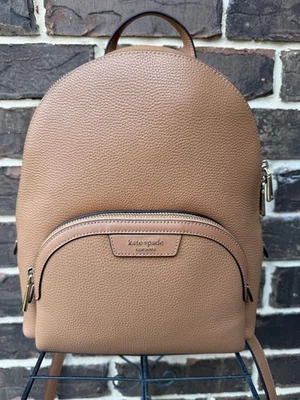 NUEVO CON ETIQUETAS MOCHILA KATE SPADE HUDSON Mediana Cuero Guijarro Bungalow Marrón Foto 1 de 4