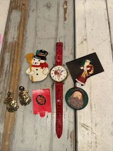 Lot Of Vintage Christmas Jewelry 4 Brooches 1 Watch 1 Pair Of Earrings READ - Picture 1 of 23