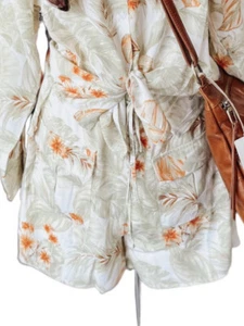 Ivory Leaf Print Shorts - Picture 1 of 4