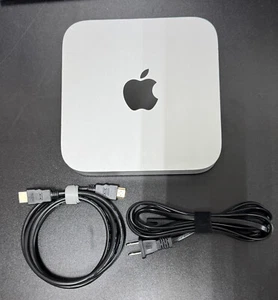 Apple Mac Mini (M2 Chip, 256GB SSD, 8GB RAM) - Excellent Condition with Cables - Picture 1 of 3