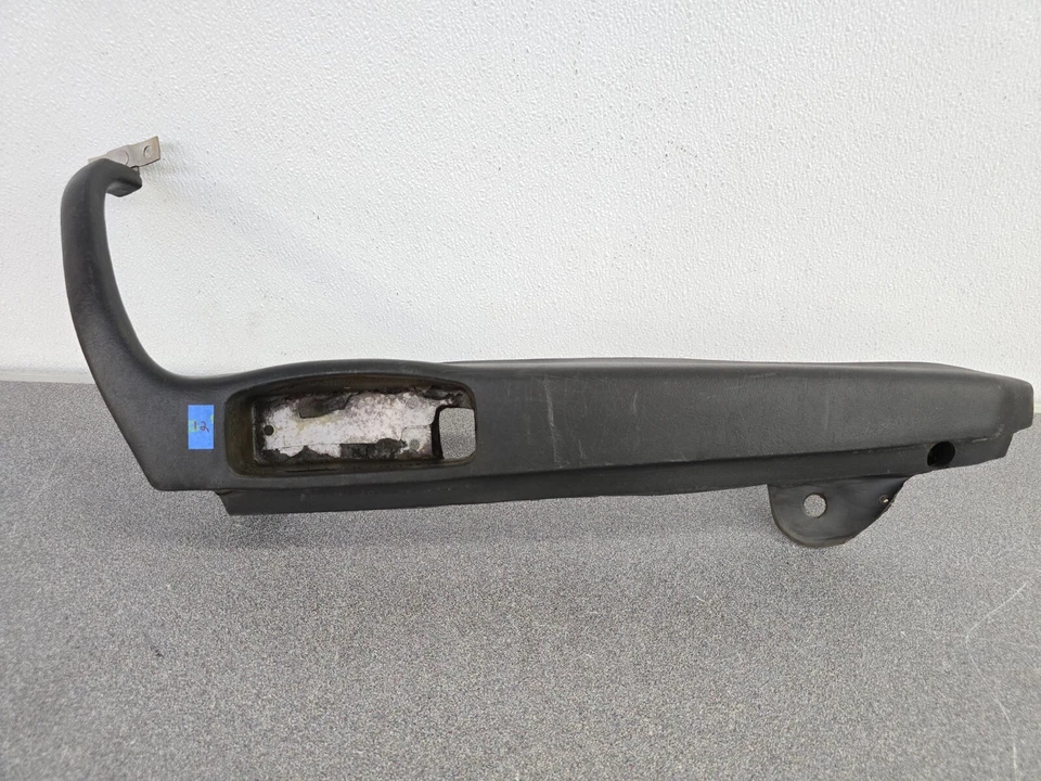 USED ORIGINAL GENUINE PORSCHE 911 912 LWB PASSENGERS DOOR HANDLE ARMREST #12 - Image 1 of 4