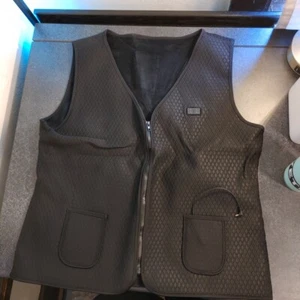 Heated Vest USB Women Size 2XL PORTABLE CHARGER NOT INCLUDED - Picture 1 of 2