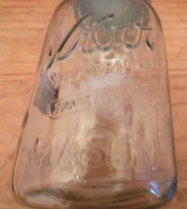 Vintage Kerr Self Sealing "Trademark Reg" Clear Glass Quart Mason Jar w zinc lid - Picture 1 of 4