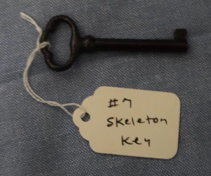Antique 2.5" Metal Open Barrel Skeleton Key Door Desk Cabinet  #7 - Picture 1 of 1