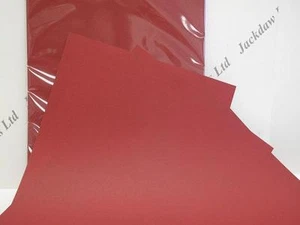 Weihnachtsrot A4 2-seitig 120 gm Papier für Kartenherstellung Scrapbooking Kunst & Craffs - Bild 1 von 3