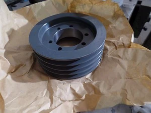 4000262M1 PULLEY AGCO MASSEY FERGUSON 8360 8425 DUMMY G HESSTON WHITE PLANTER - Picture 1 of 3