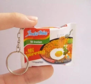3x Llavero de fideos indonesios Indomie #hh - Imagen 1 de 4