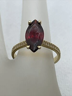 HERMOSO Anillo Damas Oro Amarillo 14K Sólido Granate Marquesa y Circonita Blanca 3.2gr. Foto 1 de 4