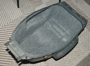 Original Yamaha Cygnus MBK Flame 125 (SE03) Verkleidung Helmfach mit Filzeinlage - Bild 1 von 3