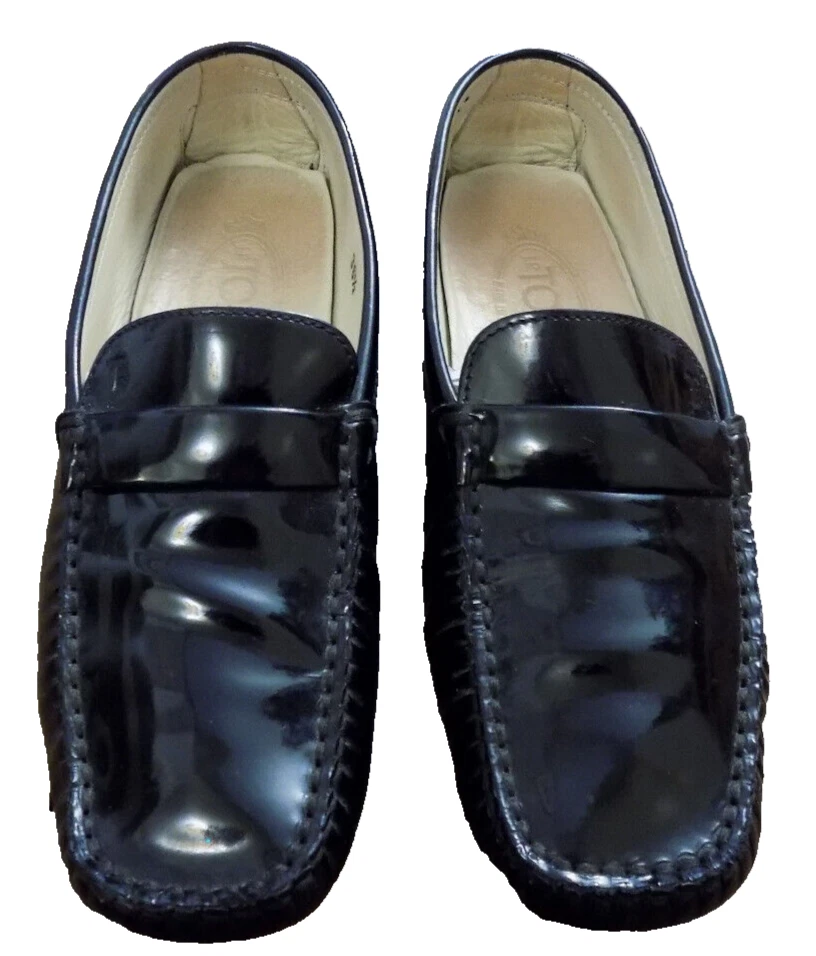 Mocasines de conducción Tod's Classic de charol negro con correa talla 6 Foto 1 de 4