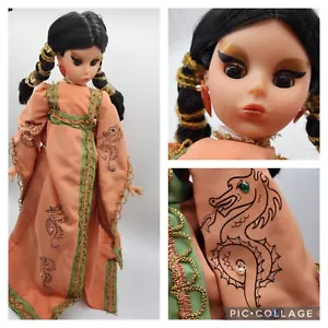 Beautiful Rare 1978 Japanese Doll Geisha 21" cloth Vintage Dragon - Picture 1 of 22