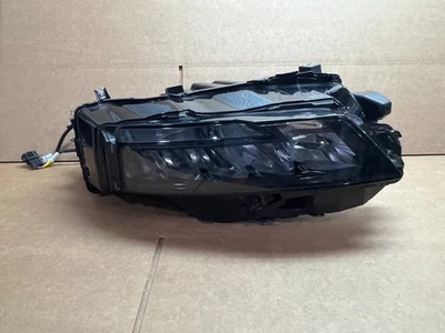 FARO LED NISSAN ROGUE 2021 2022 2023 FABRICANTE DE EQUIPOS ORIGINALES *BISEL NEGRO* LADO DERECHO DERECHO BONITO Foto 1 de 4